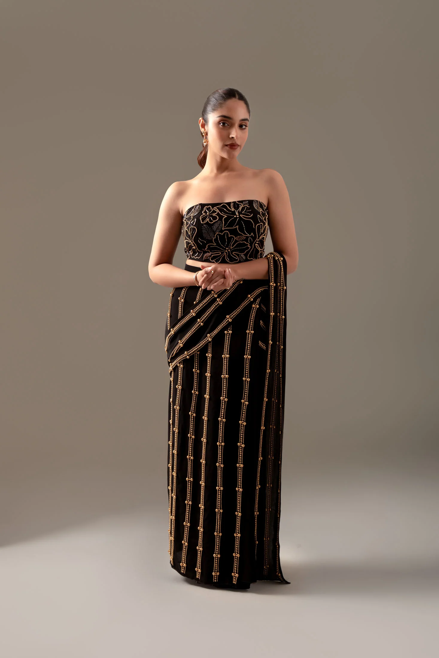 Embroidered Black Luxe - Image 11