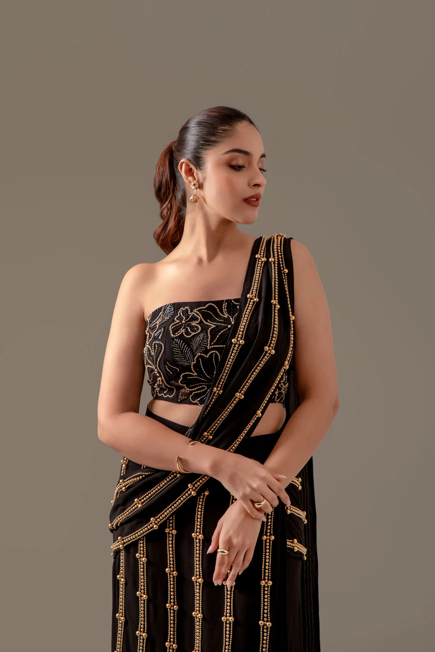 Embroidered Black Luxe - Image 8