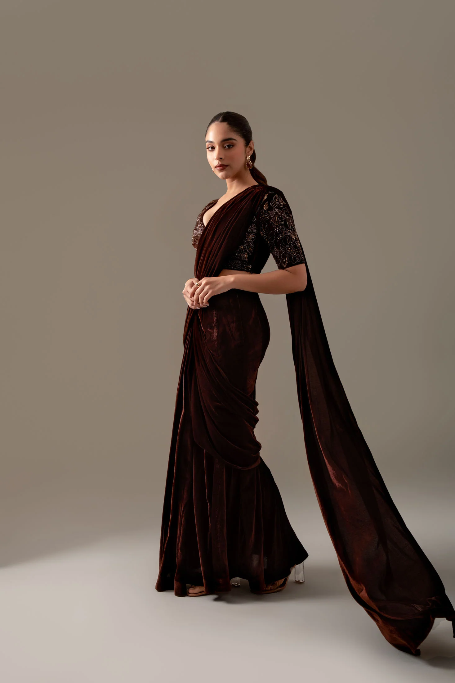 Midnight Velvet Saree - Image 4